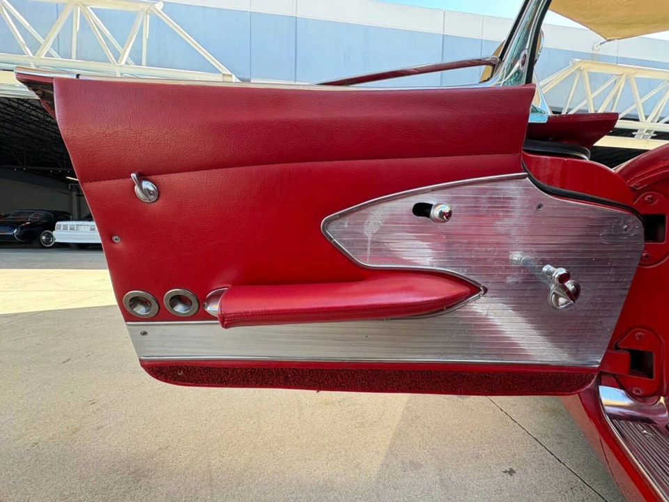 1961 Chevrolet Corvette C1 - Image 27 of 31