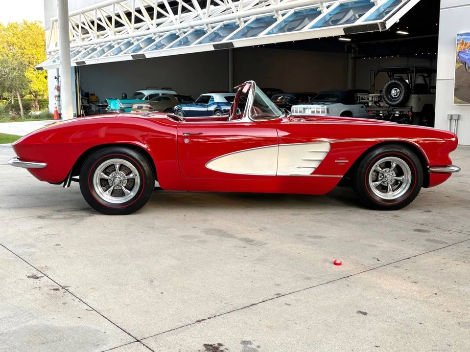 1961 Chevrolet Corvette C1 - Image 5 of 31