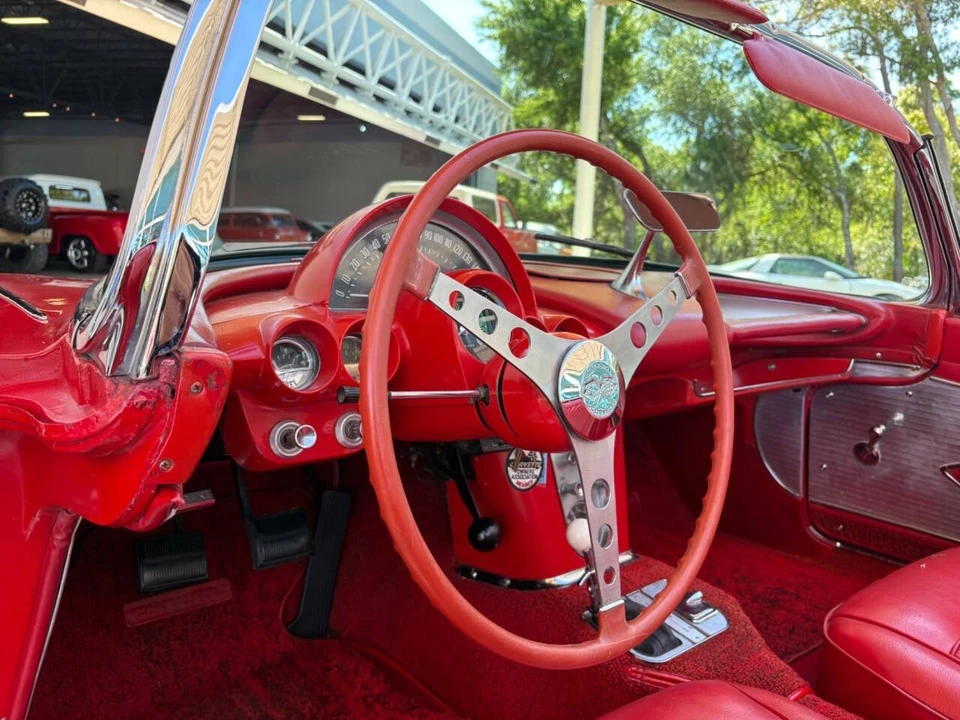 1961 Chevrolet Corvette C1 - Image 28 of 31