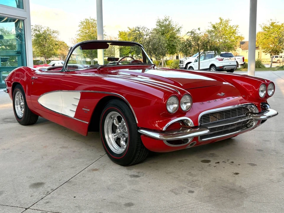 1961 Chevrolet Corvette C1 - Image 4 of 31