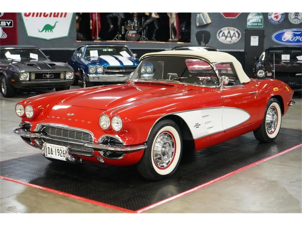 1961 Chevrolet Corvette C1 - Image 10 of 31