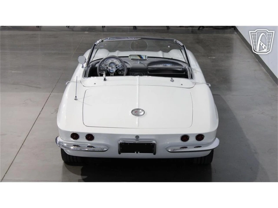 1961 Chevrolet Corvette C1 - Image 24 of 31