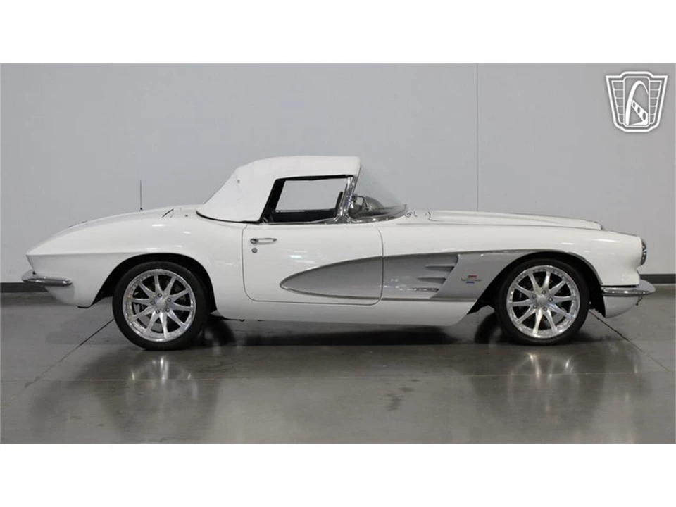 1961 Chevrolet Corvette C1 - Image 30 of 31
