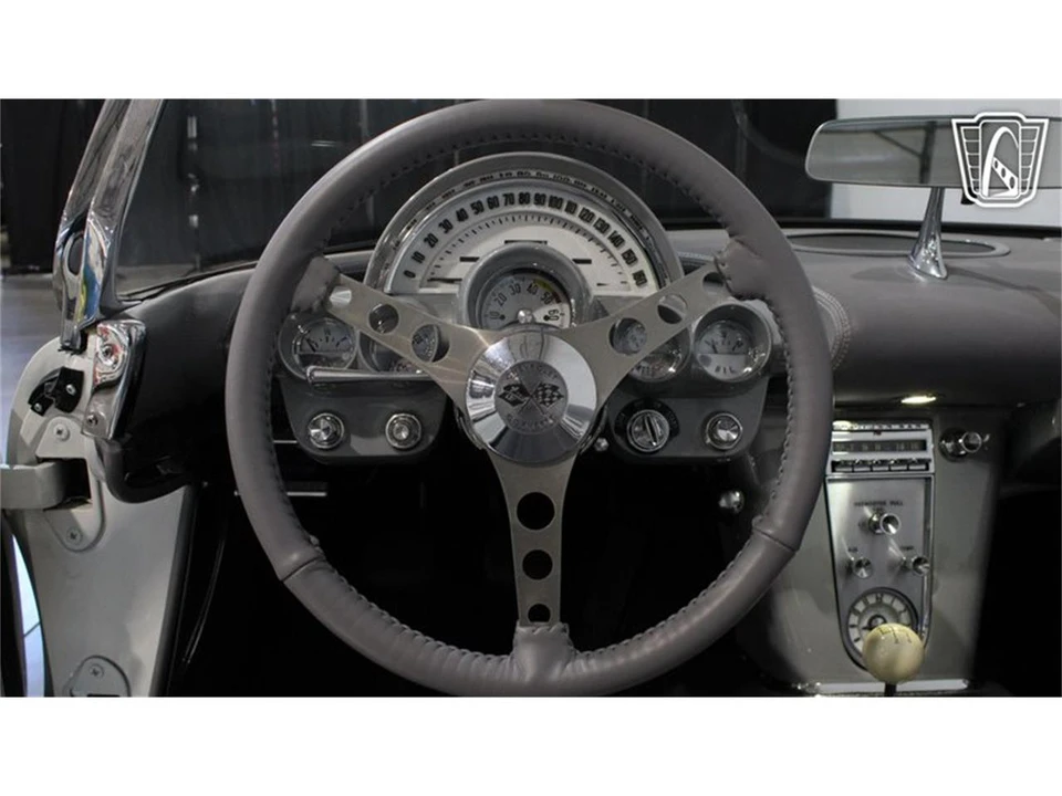 1961 Chevrolet Corvette C1 - Image 10 of 31