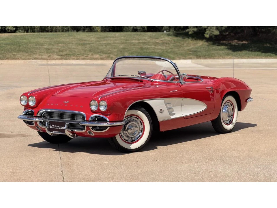 1961 Chevrolet Corvette C1 - Image 2 of 31