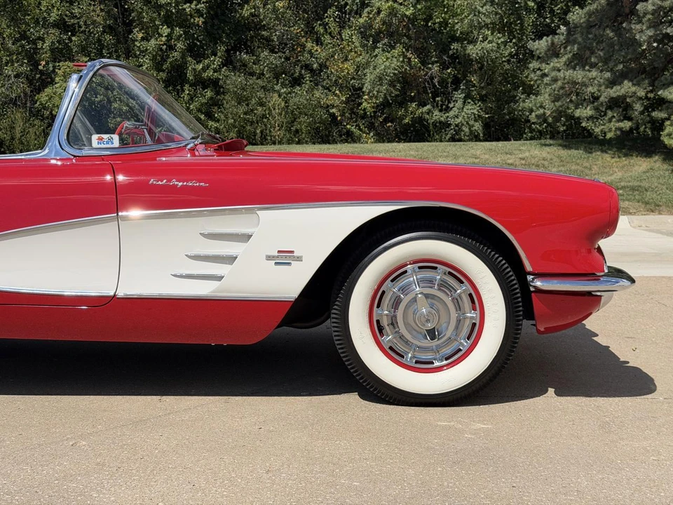 1961 Chevrolet Corvette C1 - Image 23 of 31