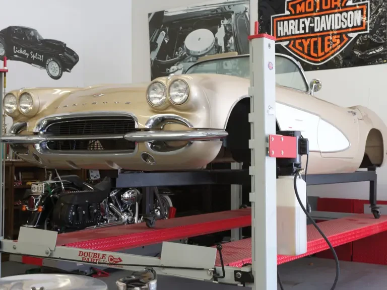 1961 Chevrolet Corvette C1 - Image 2 of 2