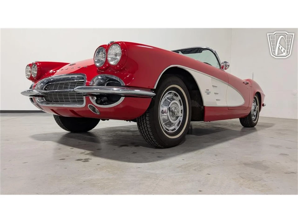 1961 Chevrolet Corvette C1 - Image 4 of 31