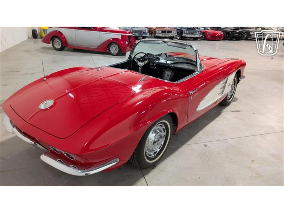 1961 Chevrolet Corvette C1 - Image 14 of 31