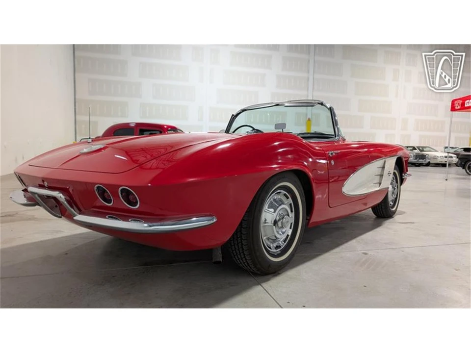 1961 Chevrolet Corvette C1 - Image 15 of 31