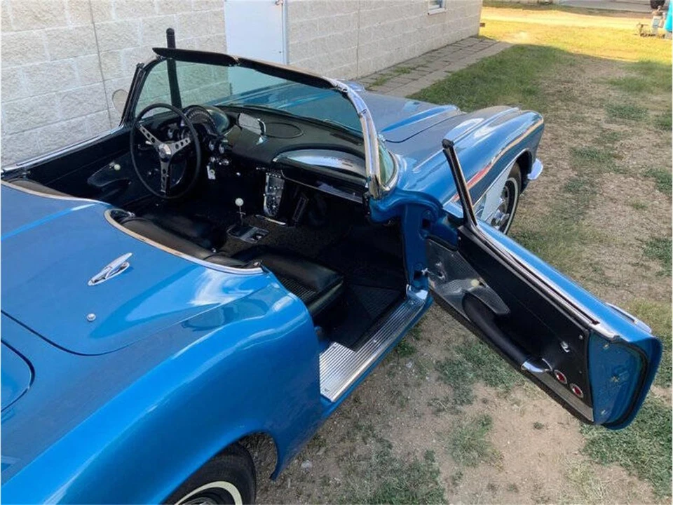 1961 Chevrolet Corvette C1 - Image 27 of 31