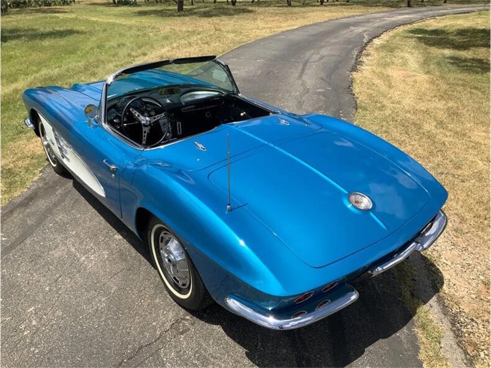 1961 Chevrolet Corvette C1 - Image 3 of 31