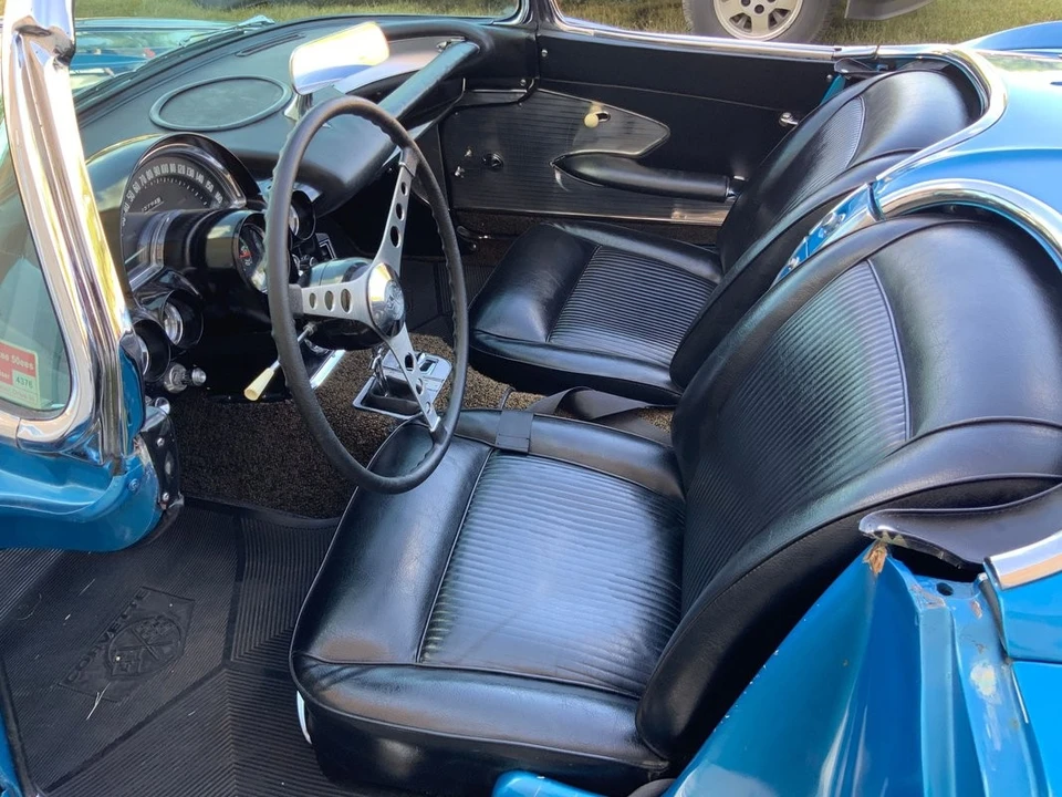 1961 Chevrolet Corvette C1 - Image 2 of 31