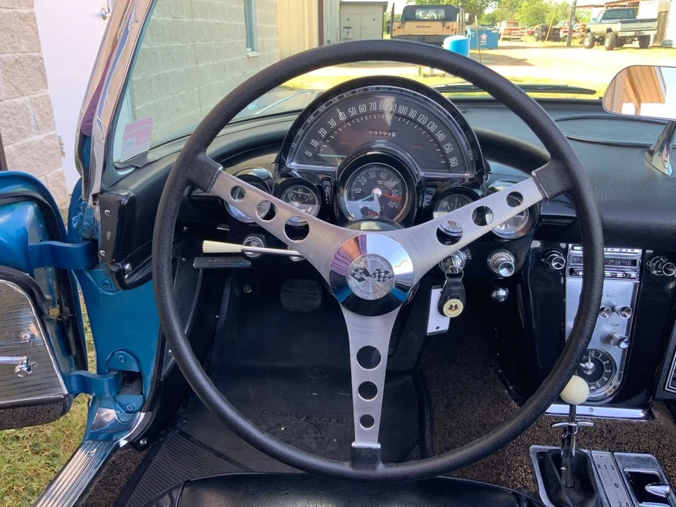1961 Chevrolet Corvette C1 - Image 21 of 31