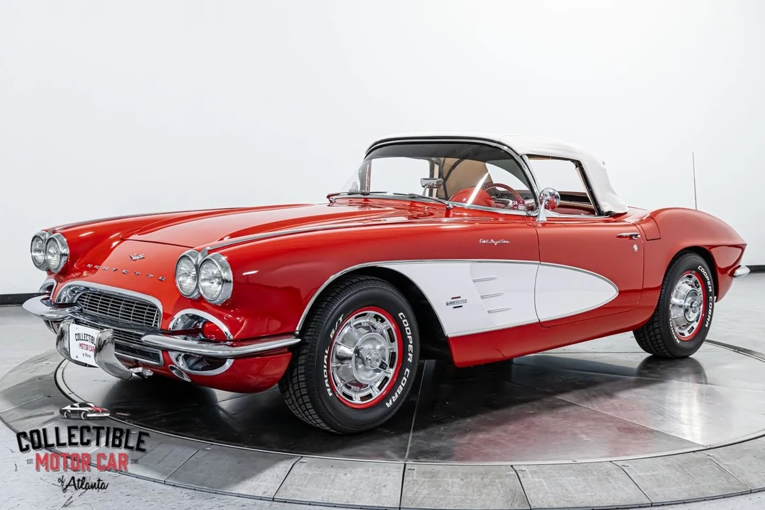 1961 Chevrolet Corvette C1 - Image 10 of 21