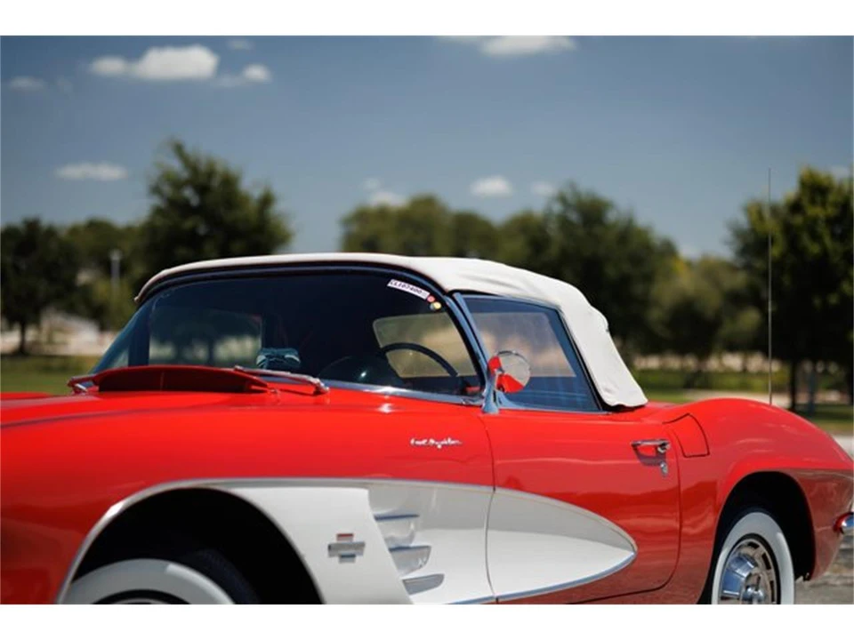 1961 Chevrolet Corvette C1 - Image 30 of 31