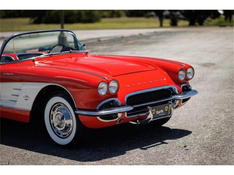 1961 Chevrolet Corvette C1 - Image 14 of 31