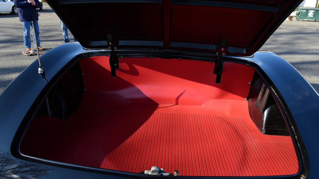 1961 Chevrolet Corvette C1 - Image 8 of 31