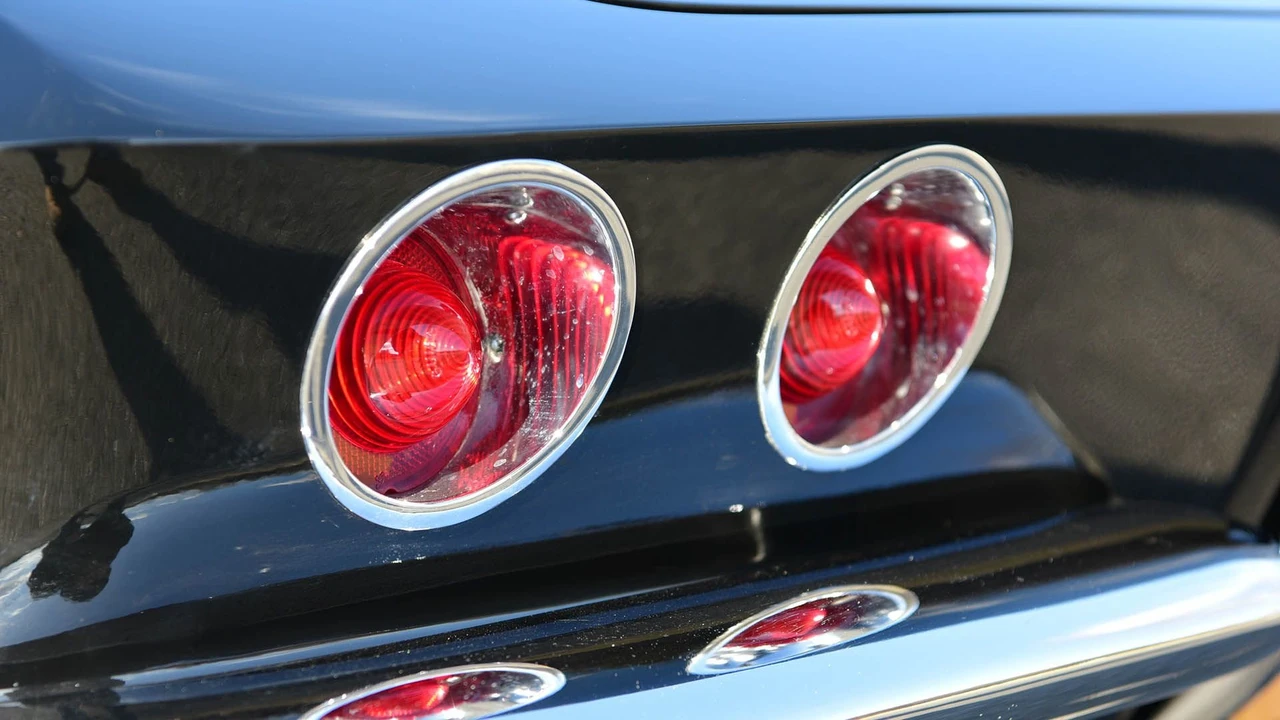 1961 Chevrolet Corvette C1 - Image 24 of 31