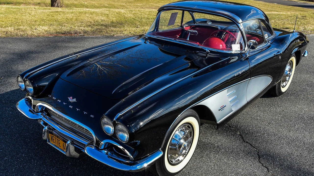 1961 Chevrolet Corvette C1 - Image 13 of 31