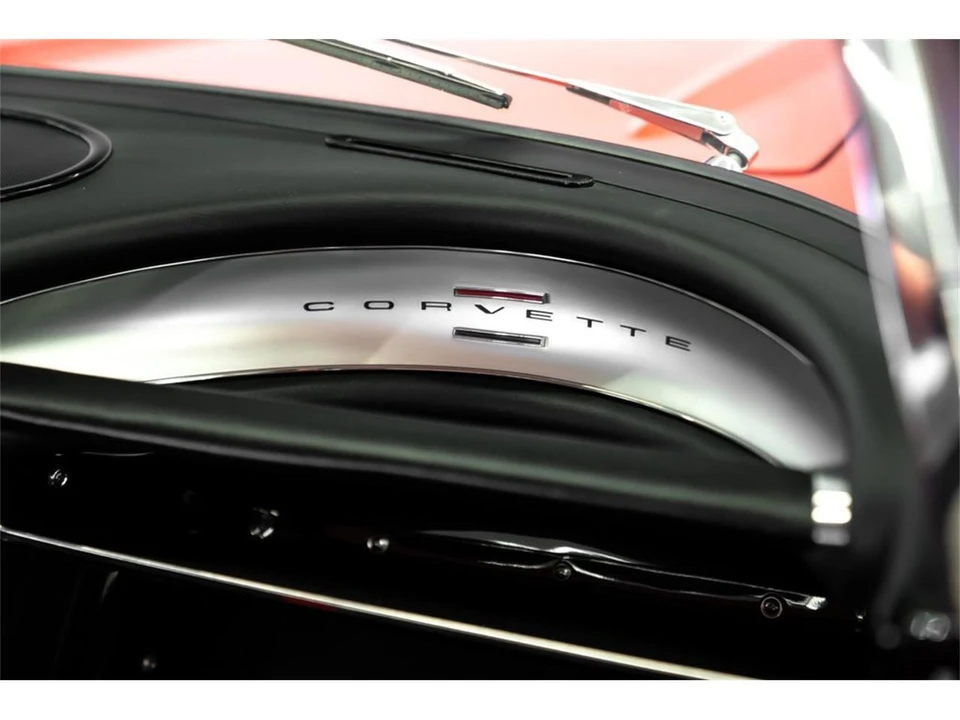 1961 Chevrolet Corvette C1 - Image 16 of 31