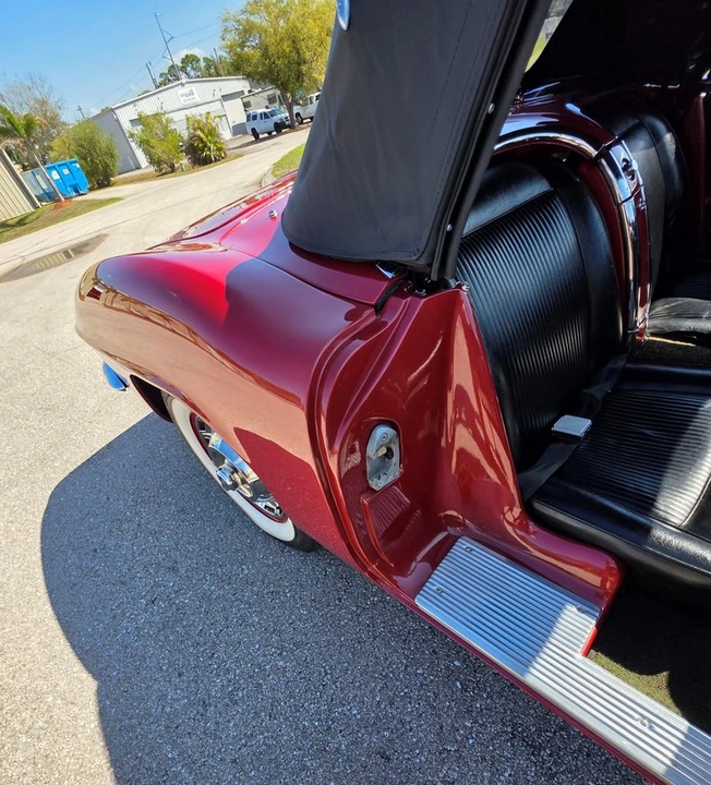 1961 Chevrolet Corvette C1 - Image 18 of 31