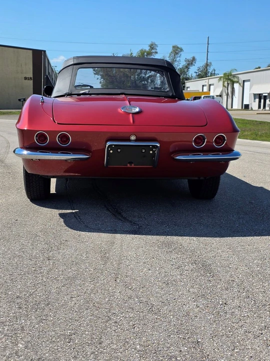 1961 Chevrolet Corvette C1 - Image 6 of 31