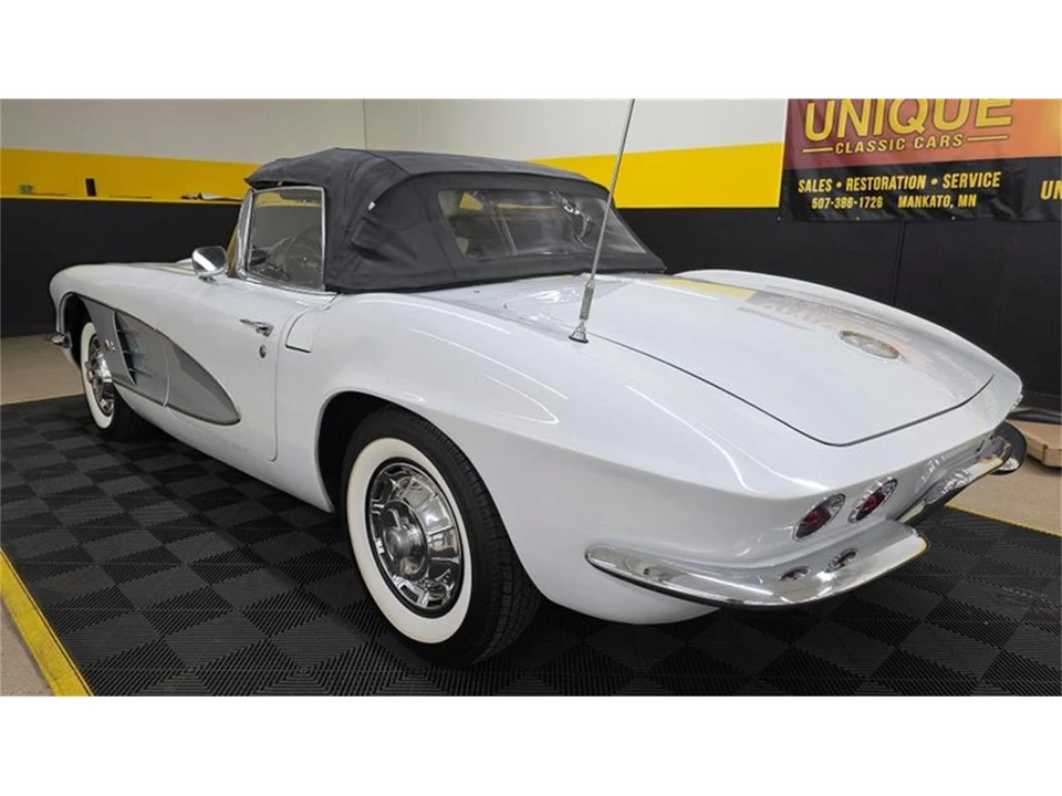 1961 Chevrolet Corvette C1 - Image 22 of 31