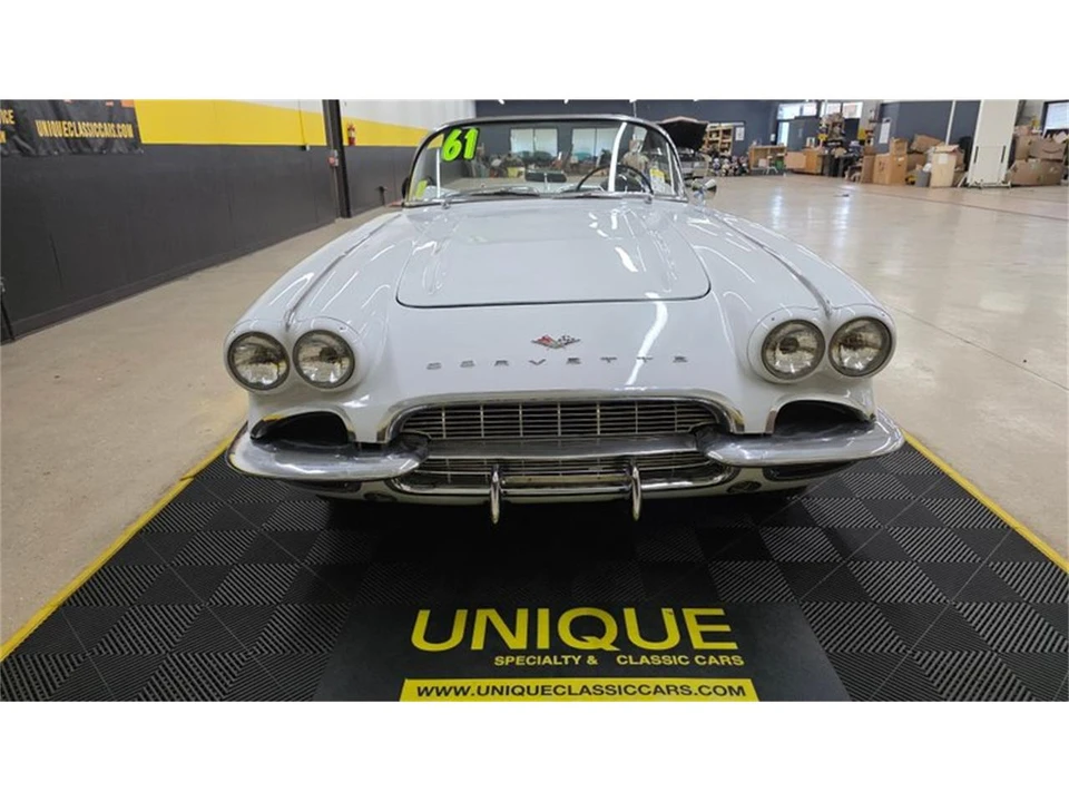 1961 Chevrolet Corvette C1 - Image 2 of 31