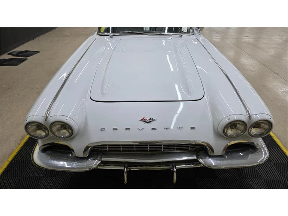 1961 Chevrolet Corvette C1 - Image 13 of 31