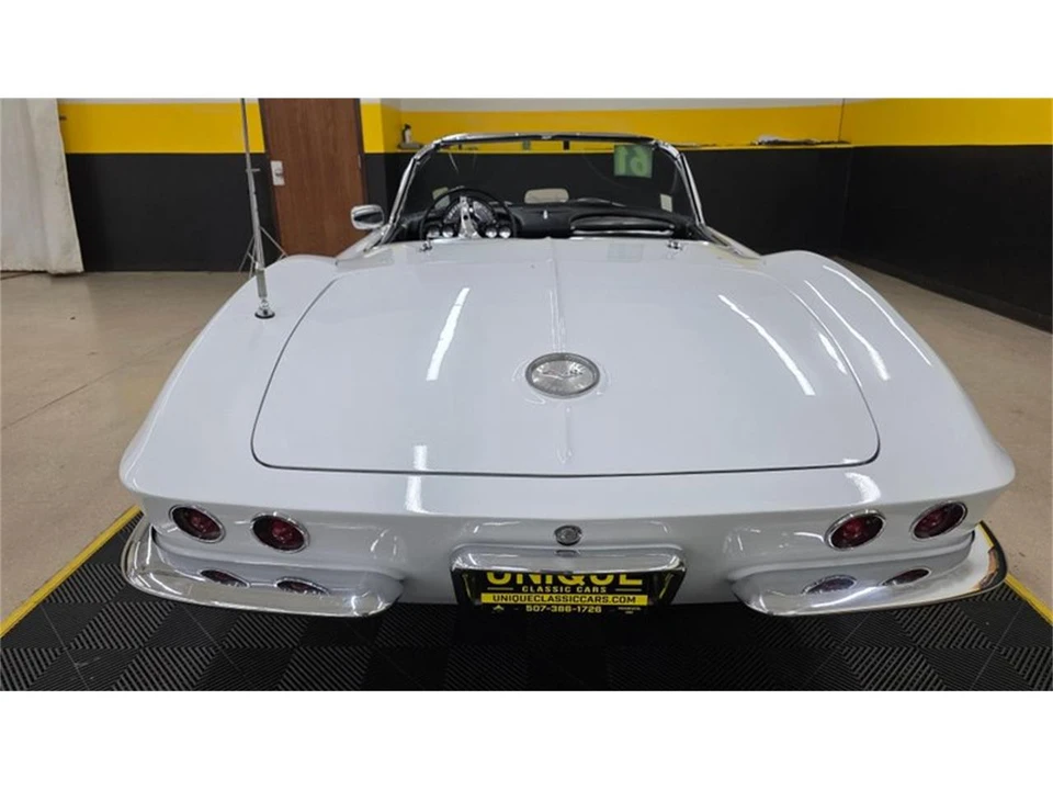1961 Chevrolet Corvette C1 - Image 5 of 31