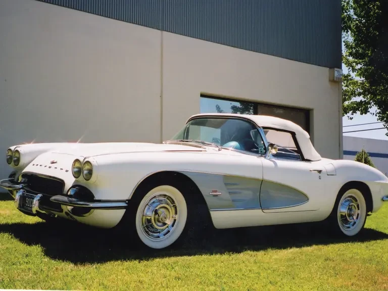 1961 Ferrari Daytona Berlinetta - Image 2 of 2
