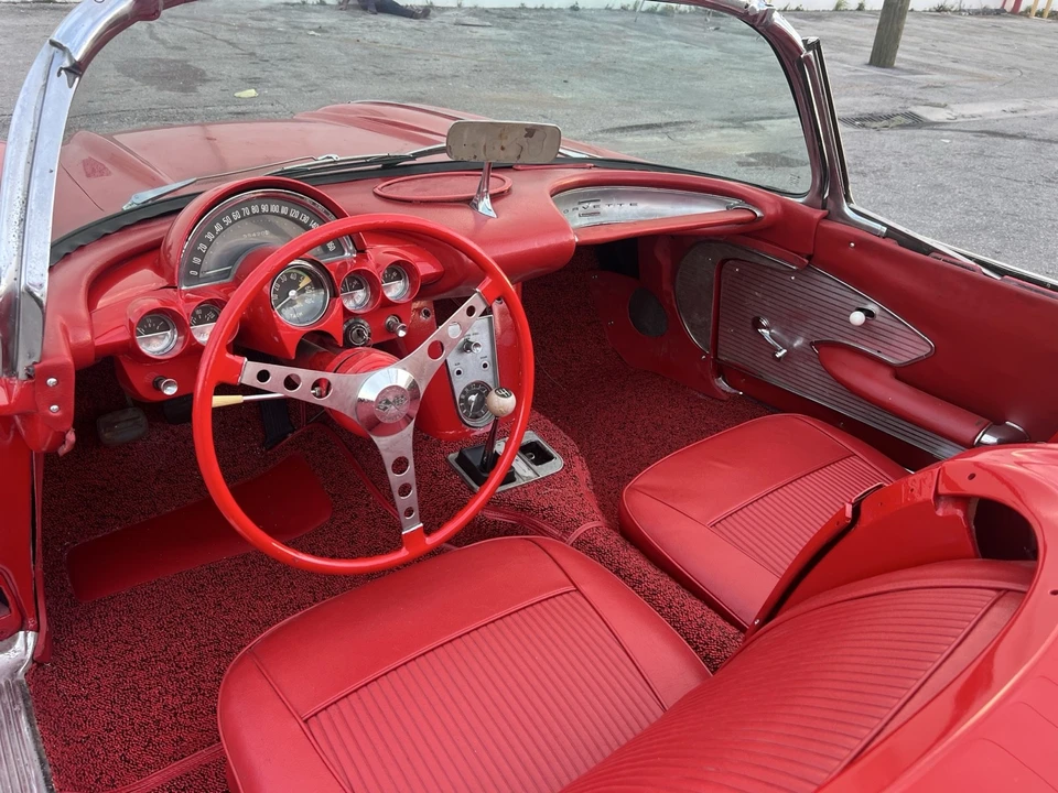 1961 Chevrolet Corvette C1 - Image 14 of 21