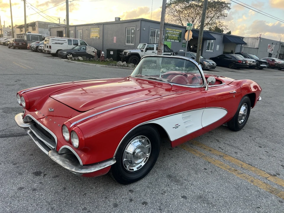 1961 Chevrolet Corvette C1 - Image 4 of 21