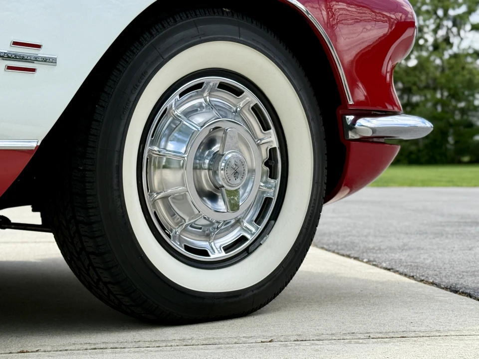 1961 Chevrolet Corvette C1 - Image 13 of 31
