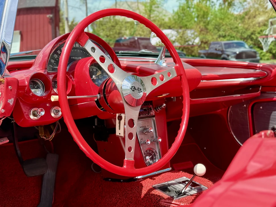 1961 Chevrolet Corvette C1 - Image 18 of 31