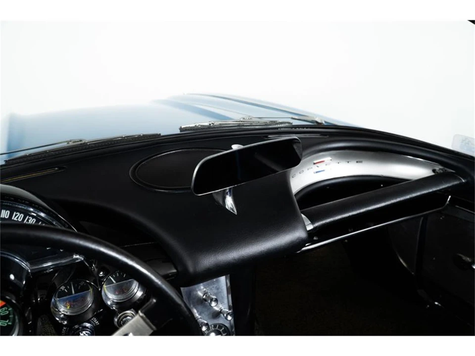 1961 Chevrolet Corvette C1 - Image 28 of 31