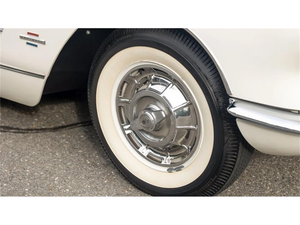 1961 Chevrolet Corvette C1 - Image 28 of 31