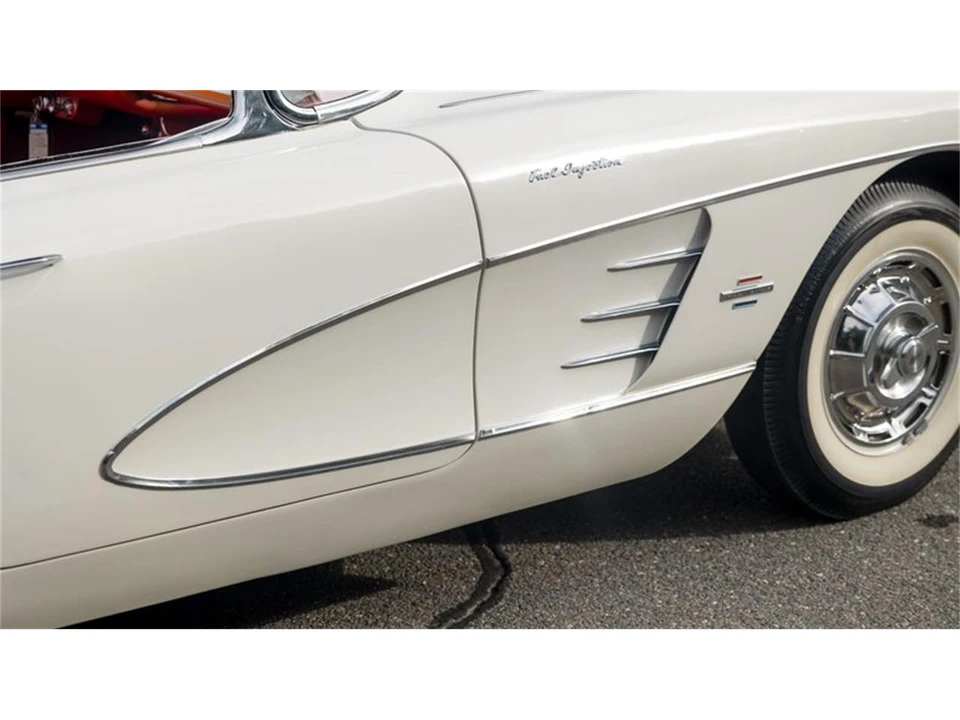 1961 Chevrolet Corvette C1 - Image 24 of 31