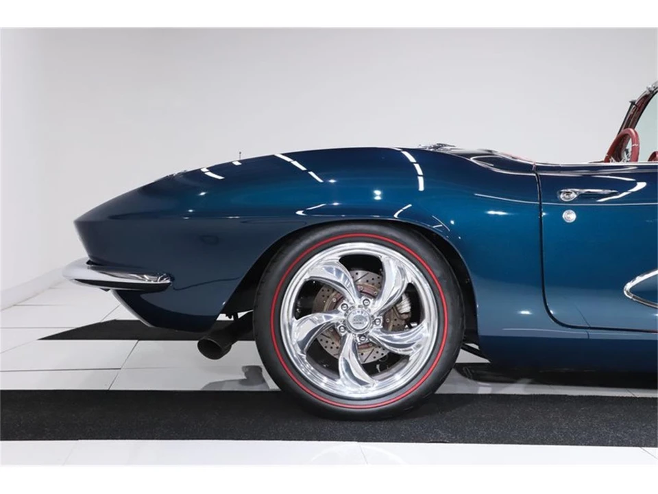 1961 Chevrolet Corvette C1 - Image 31 of 31
