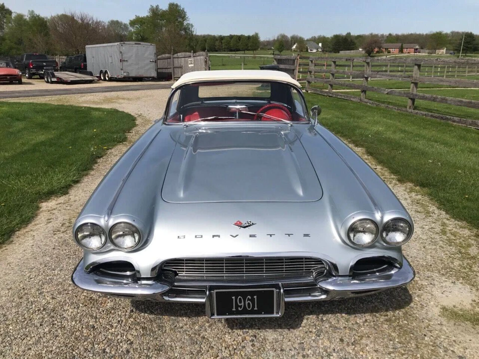 1961 Chevrolet Corvette C1 - Image 13 of 31