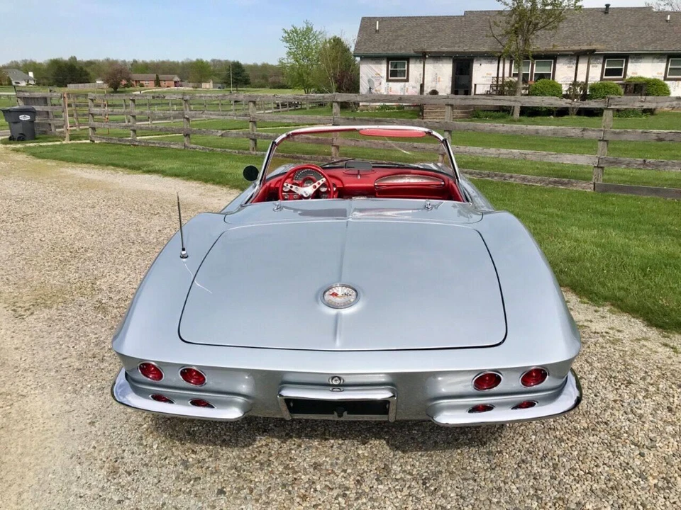 1961 Chevrolet Corvette C1 - Image 17 of 31