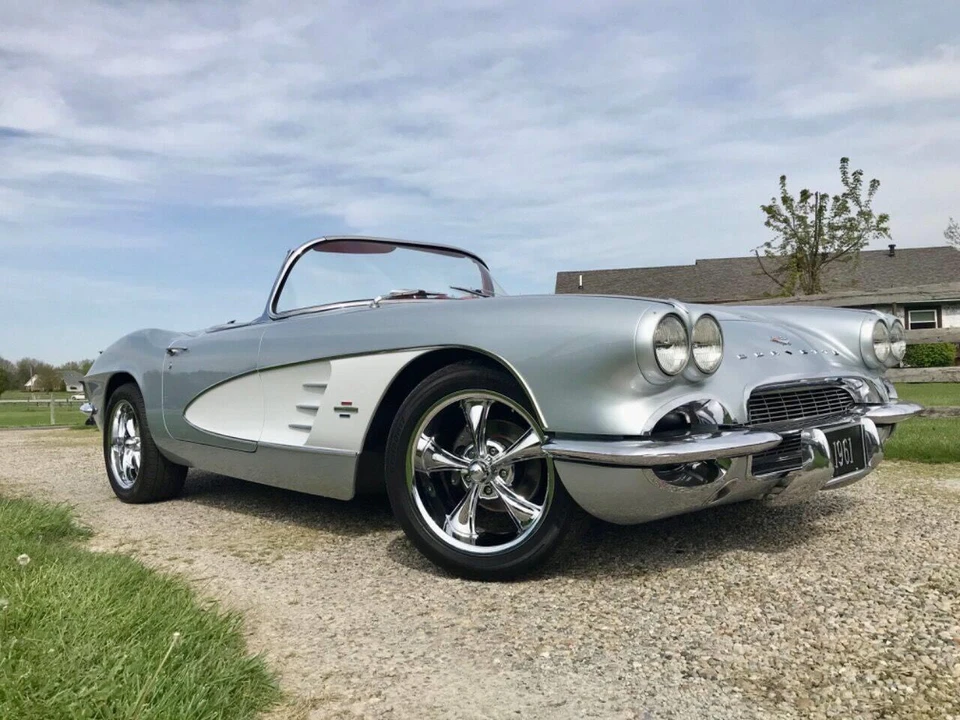 1961 Chevrolet Corvette C1 - Image 3 of 31