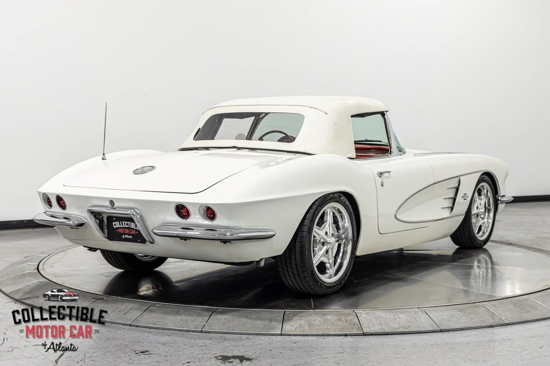 1961 Chevrolet Corvette C1 - Image 10 of 31