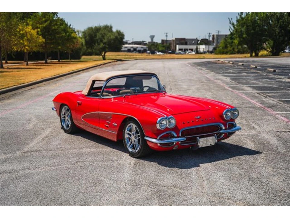 1961 Chevrolet Corvette C1 - Image 10 of 31