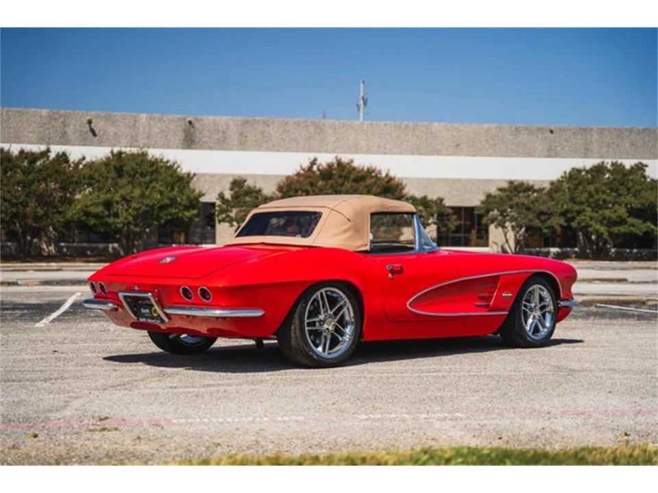 1961 Chevrolet Corvette C1 - Image 8 of 31