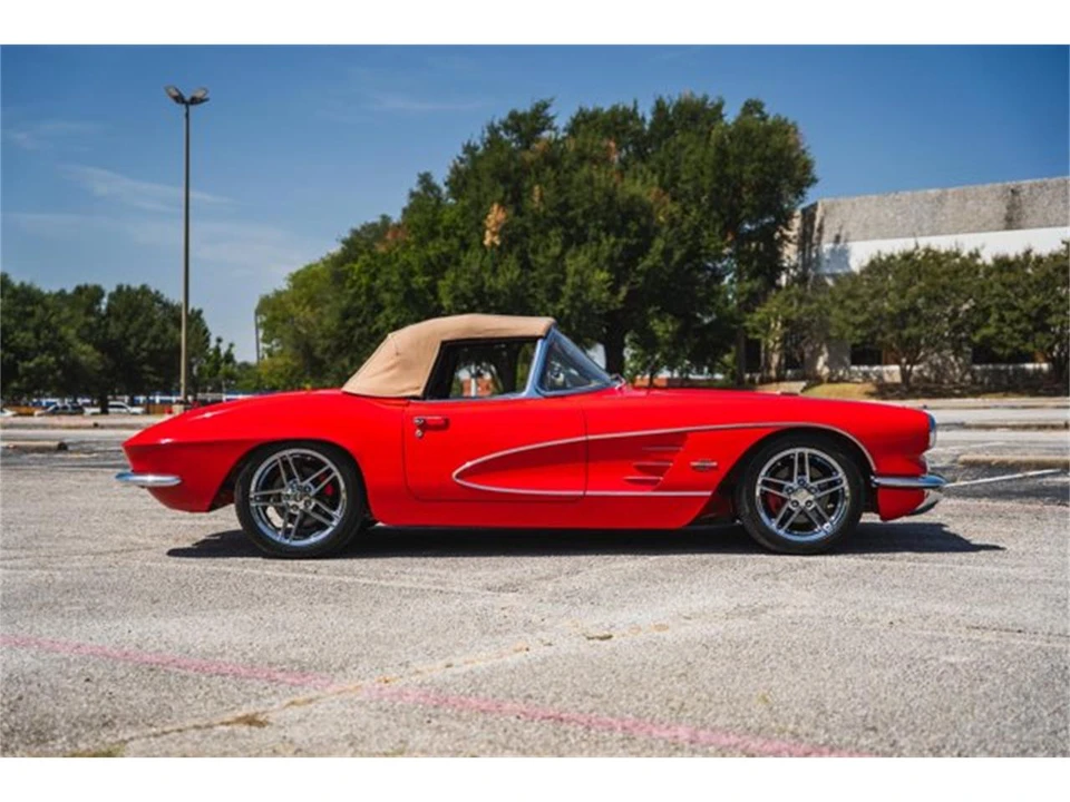 1961 Chevrolet Corvette C1 - Image 11 of 31