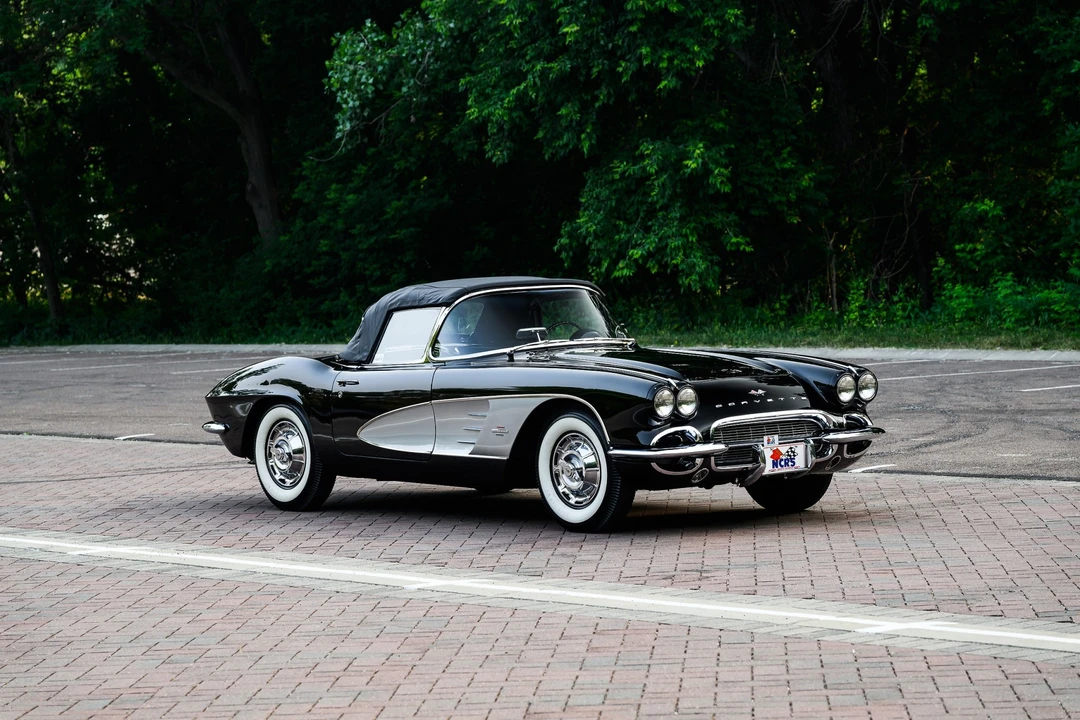 1961 Chevrolet Corvette C1 - Image 2 of 31