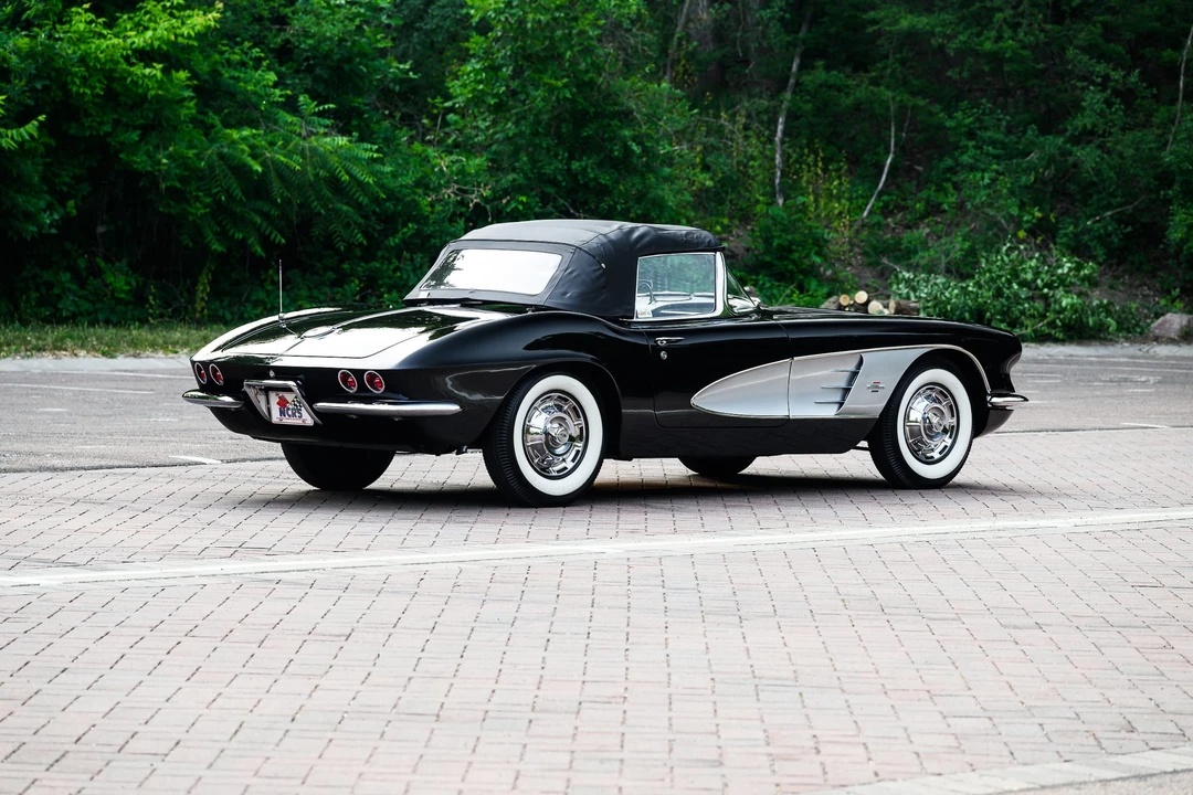 1961 Chevrolet Corvette C1 - Image 9 of 31
