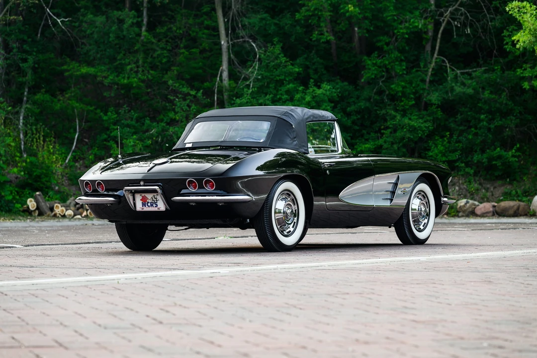 1961 Chevrolet Corvette C1 - Image 10 of 31